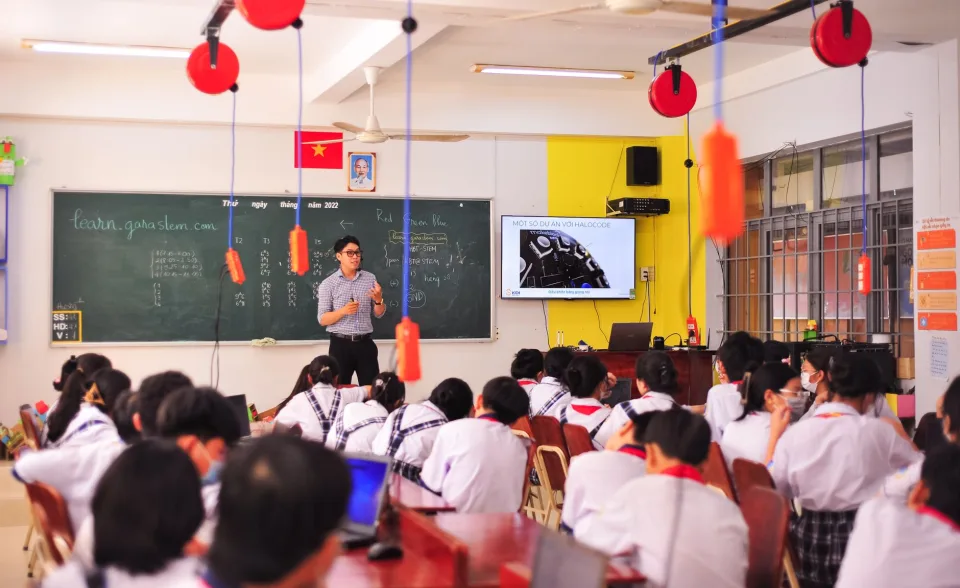 Các khoá học tại Tiếng Anh Cô Oanh 1976